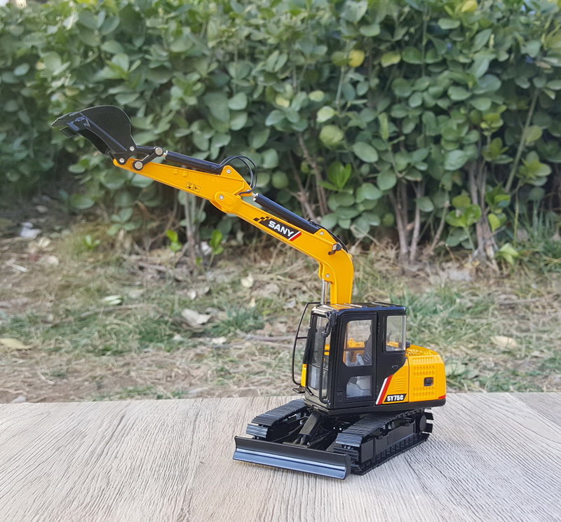 Model Kit Excavator - 1:35 SANY SY75C-9 Bagger Simulierte Legierung