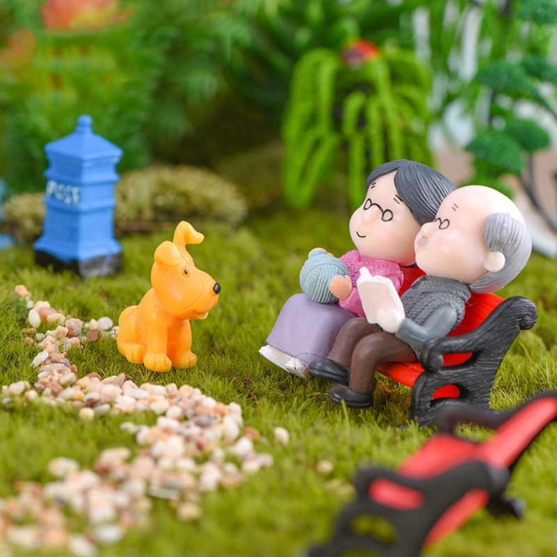 Mini-Paarfiguren, Oma, Opa, sü – Model Kit In Era Bewertung und Preis