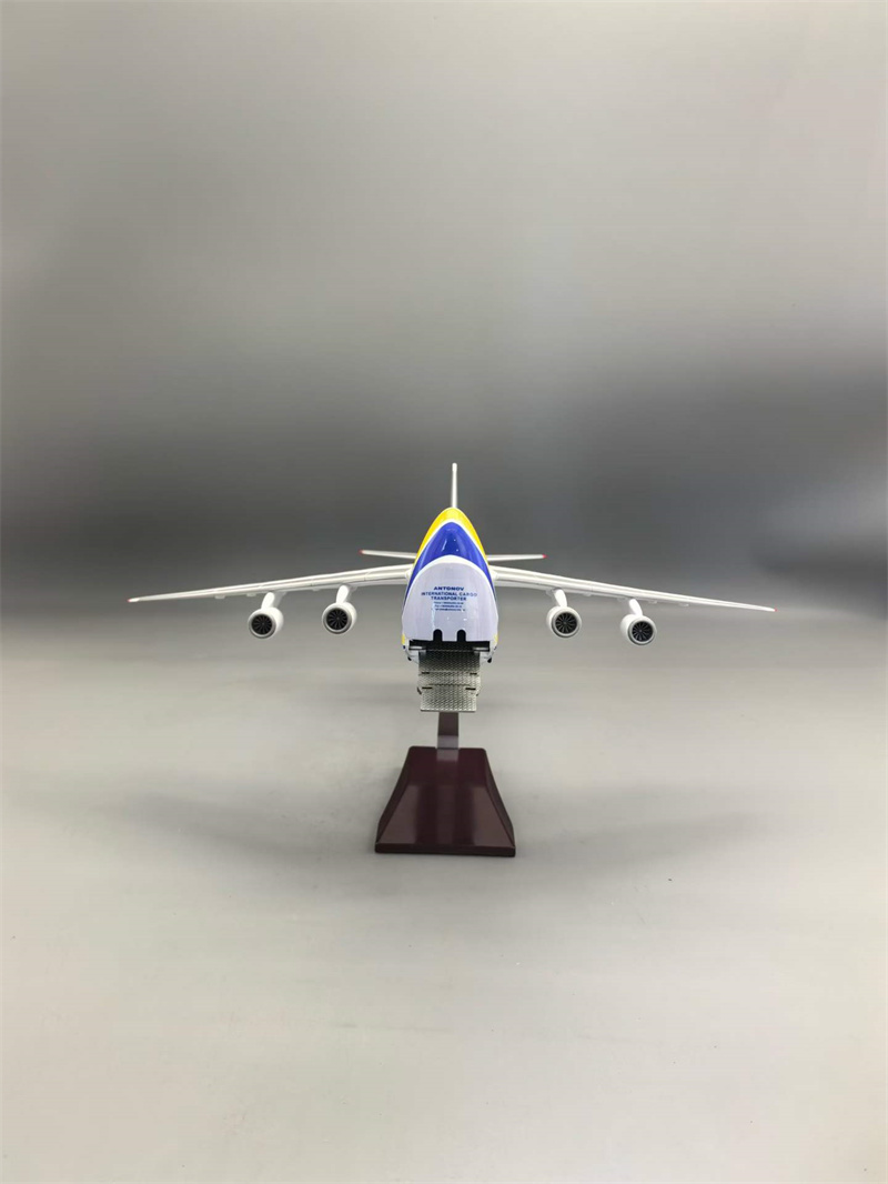 1/165 Ukraine An-124 Transport – Model Kit Ukraine Bewertung und Preis