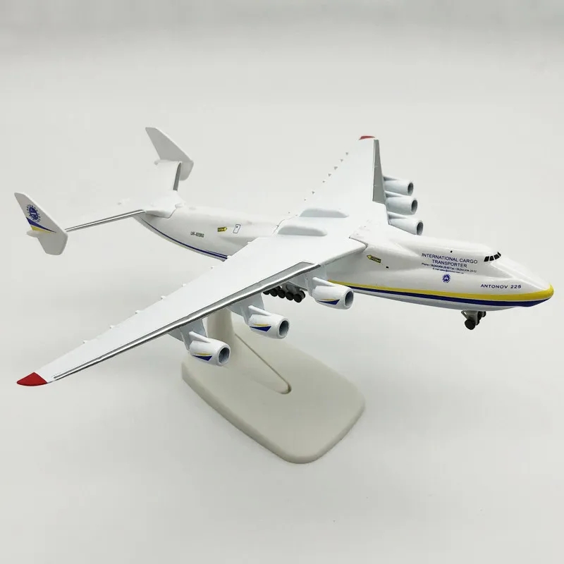 20 cm Ukraine Antonov AN225 Mr – Model Kit Ukraine Bewertung und Preis